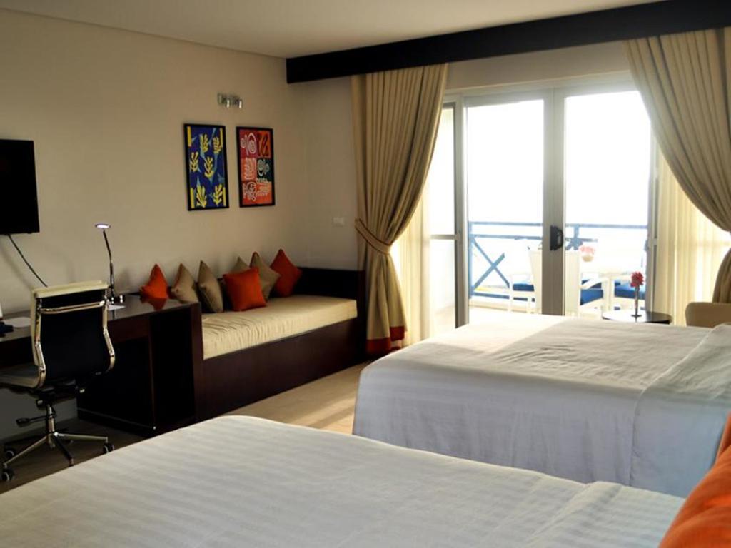 Thunderbird Resorts - Poro Point San Fernando City  Exterior photo