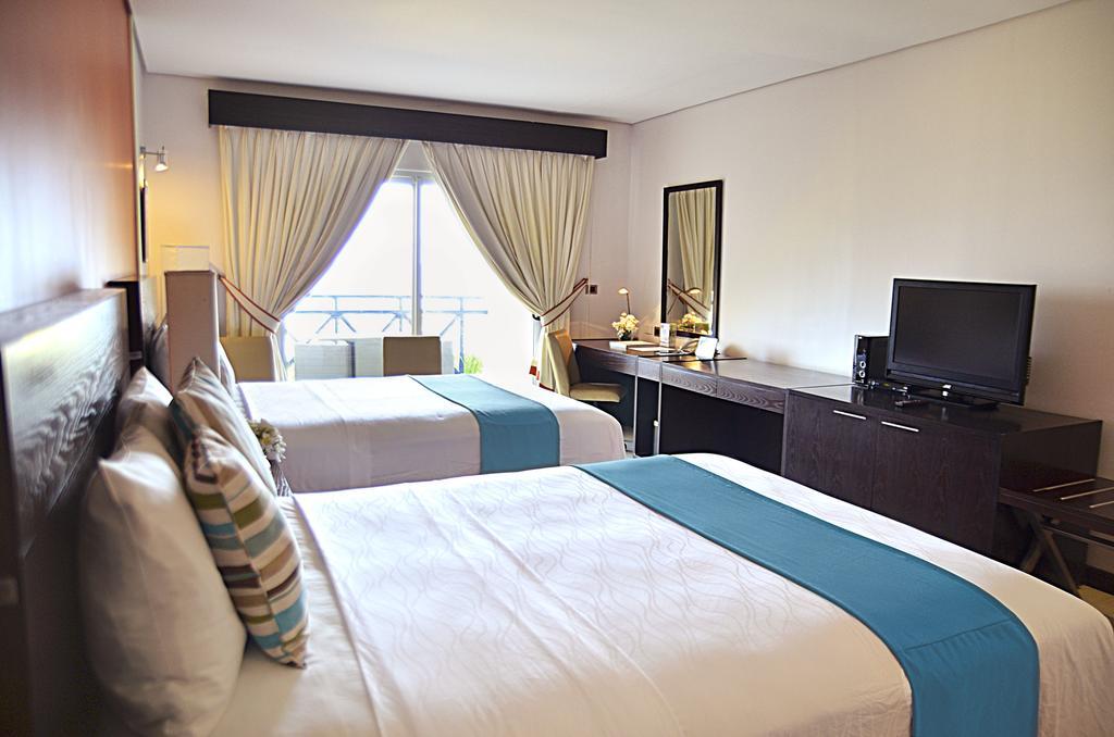 Thunderbird Resorts - Poro Point San Fernando City  Exterior photo