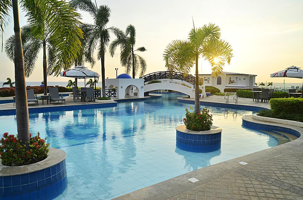 Thunderbird Resorts - Poro Point San Fernando City  Exterior photo