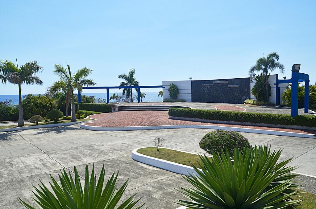 Thunderbird Resorts - Poro Point San Fernando City  Exterior photo