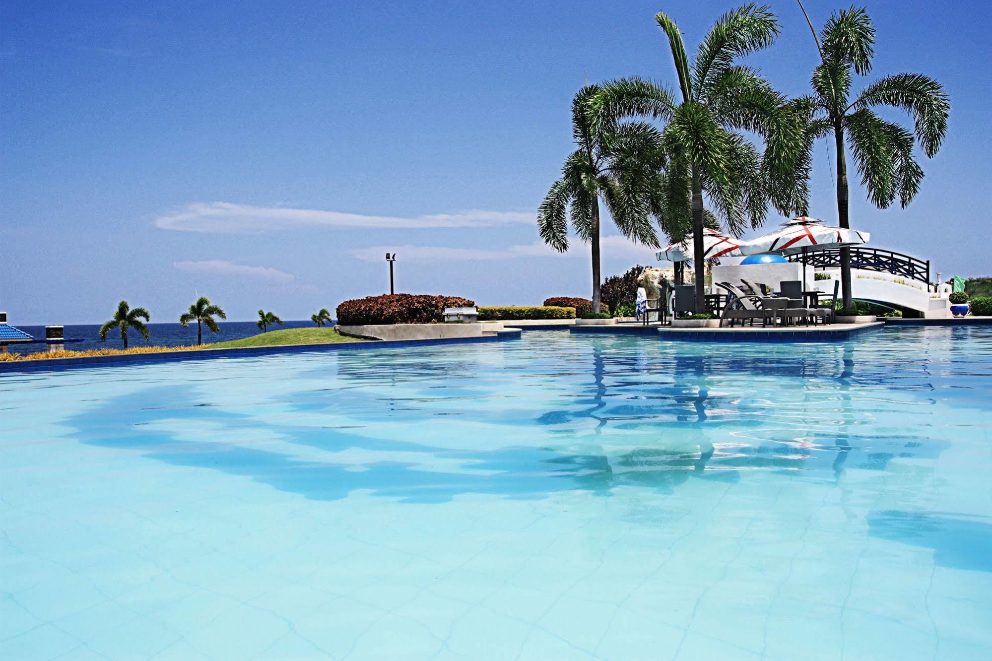 Thunderbird Resorts - Poro Point San Fernando City  Exterior photo